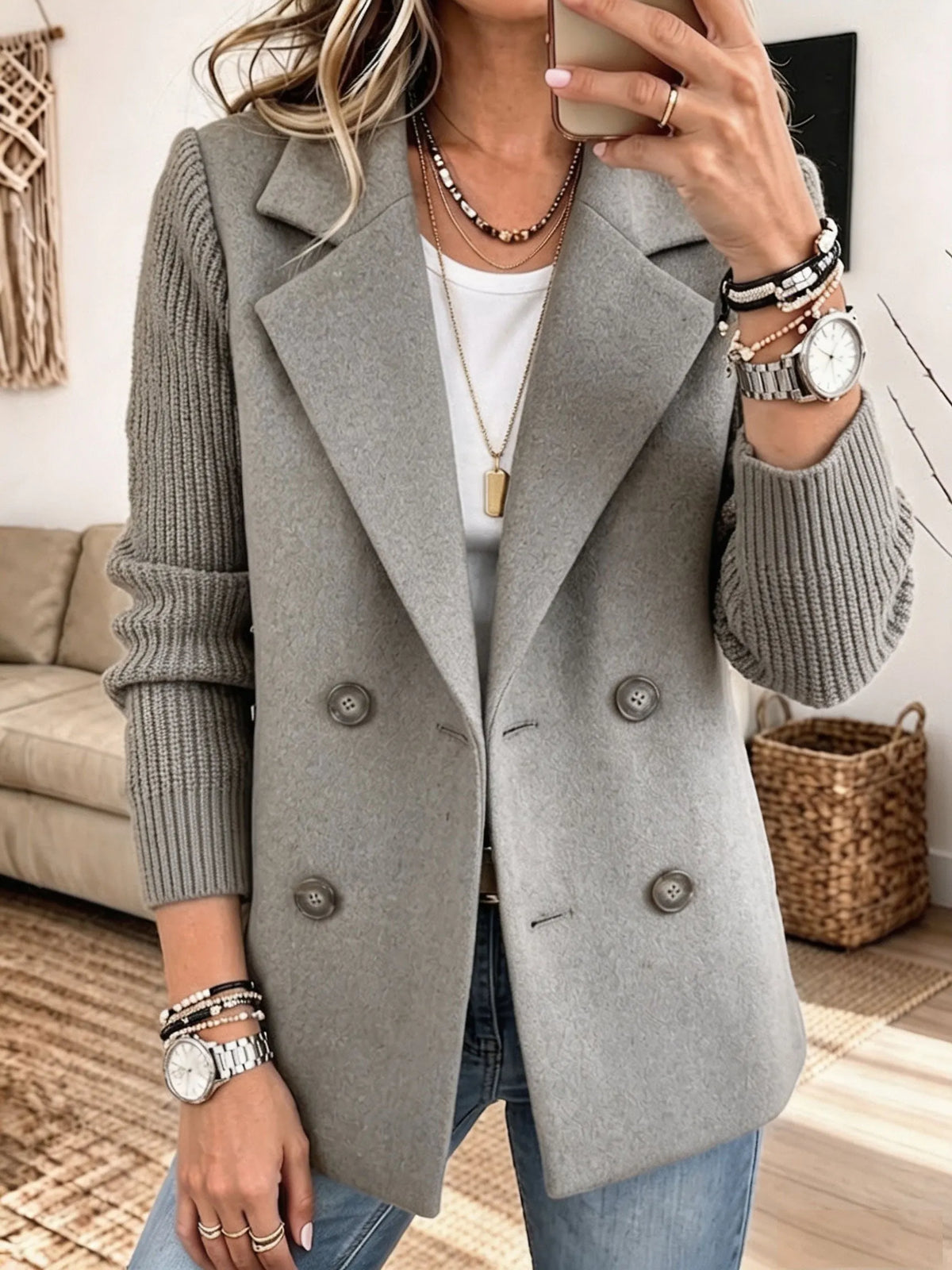 Blazer elegante con mangas tejidas para mujer