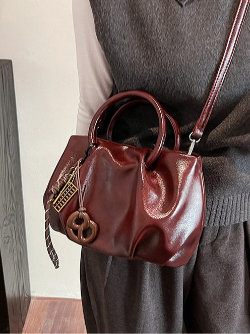 Bolsa Crossbody Ligera Plisada Tipo Nube