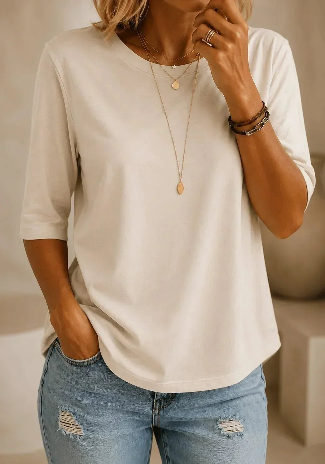 AMARA | CAMISETA ESENCIAL DE COMODIDAD