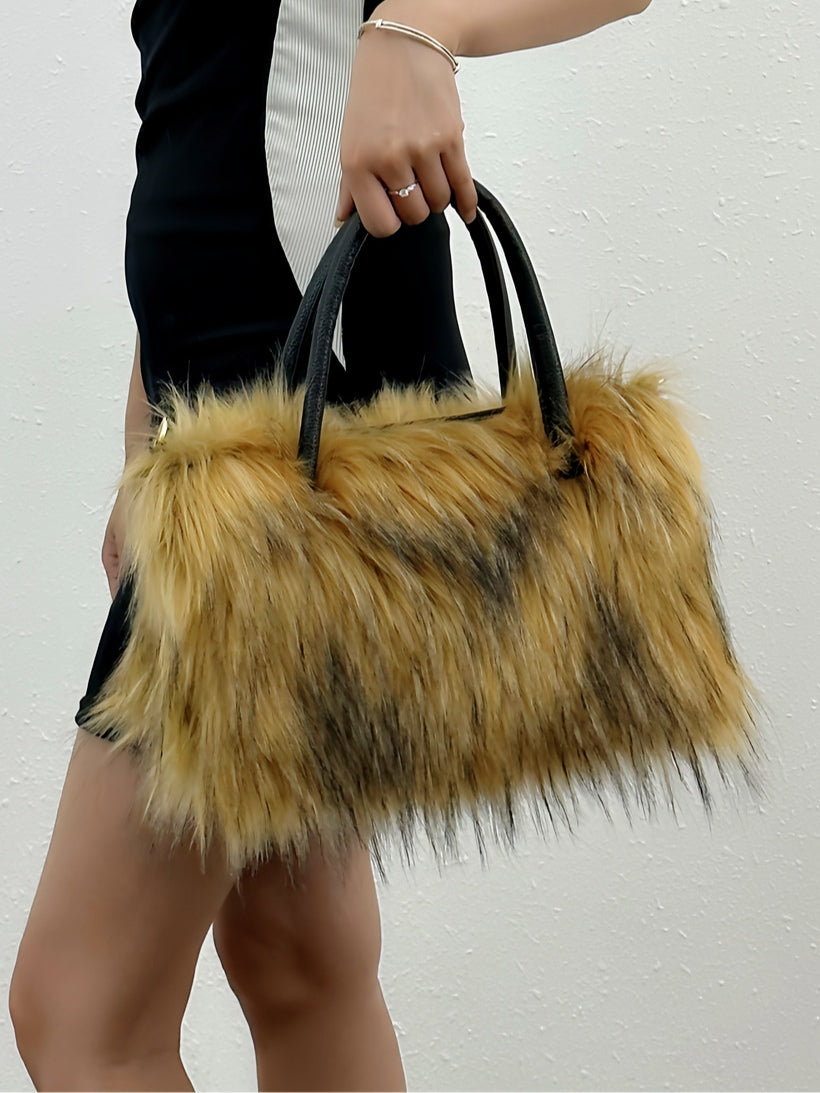 Bolsa Crossbody Afelpada con Cadena