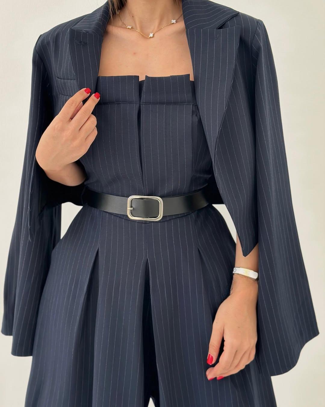 Fabiana | Conjunto Elegante de Bustier y Saco
