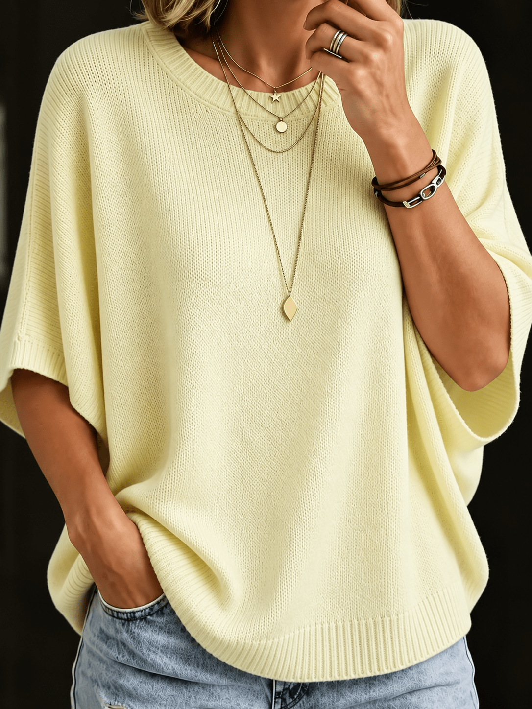 Blusa tejida manga murciélago color amarillo
