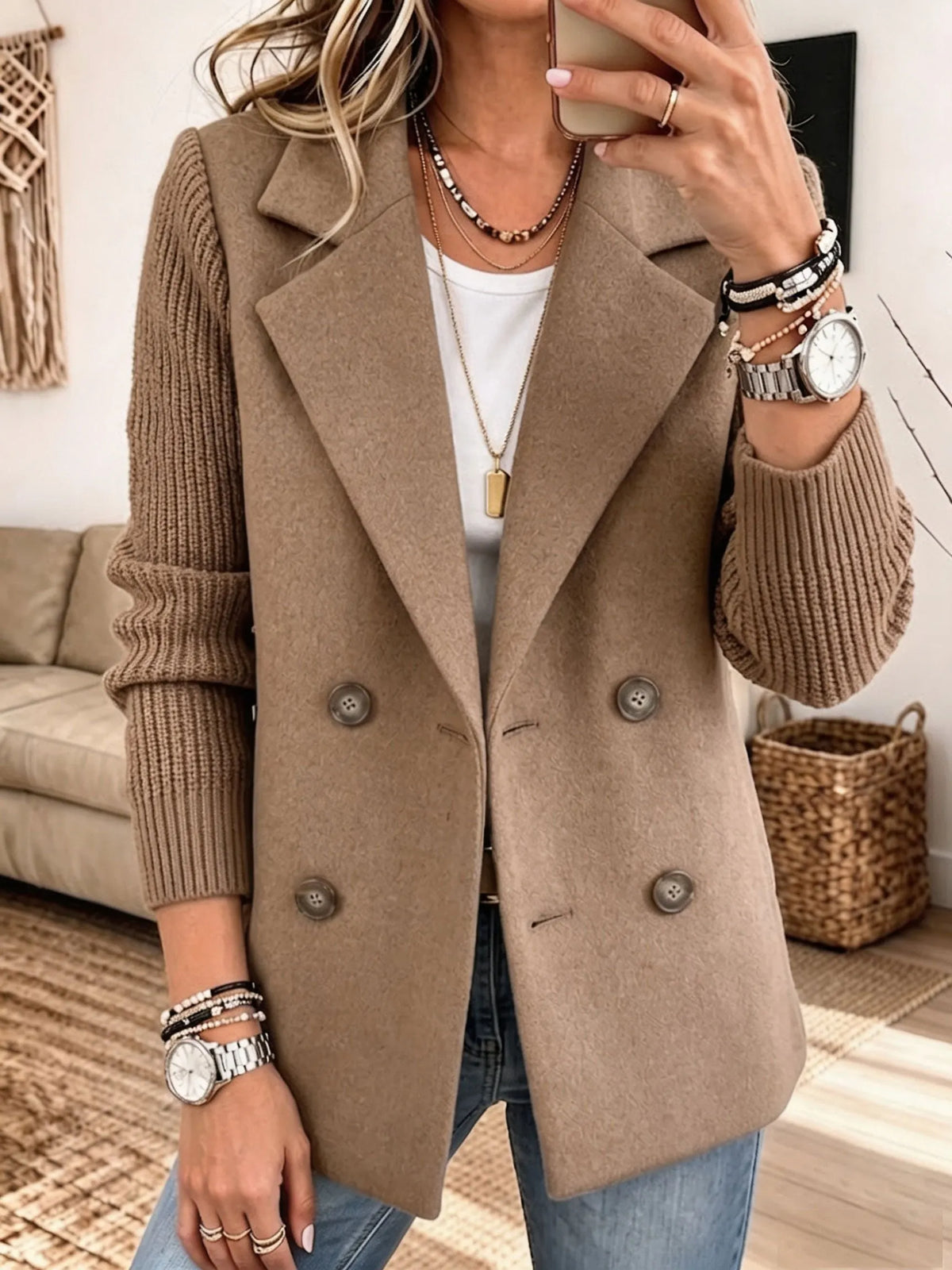 Blazer elegante con mangas tejidas para mujer