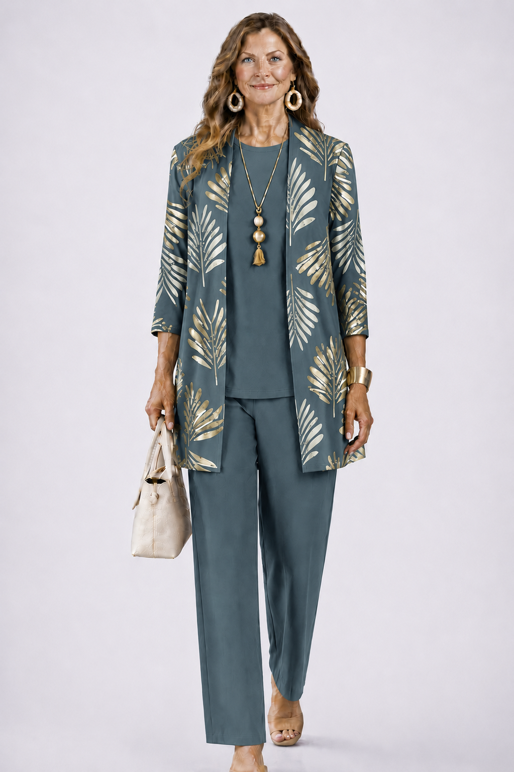 Costanza | Conjunto Verde de Tres Piezas con Cárdigan Largo y Pantalón Estampado