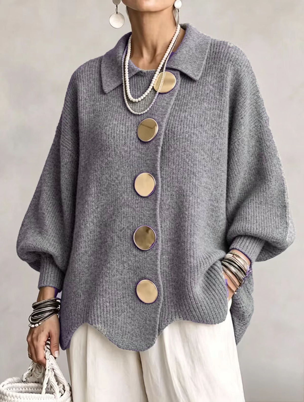 Isadora | Cardigan Oversize con Cuello y Botones Metálicos