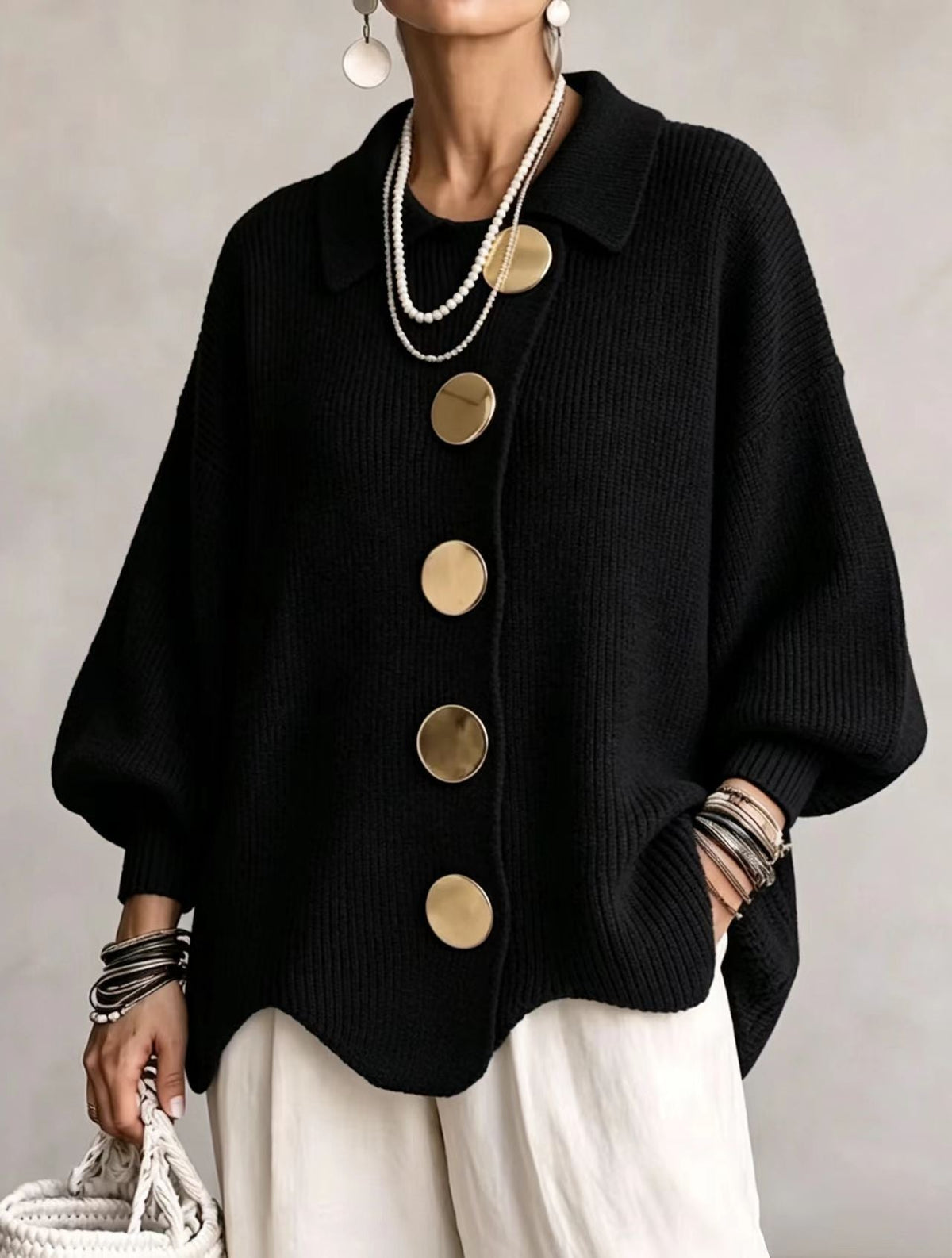Isadora | Cardigan Oversize con Cuello y Botones Metálicos