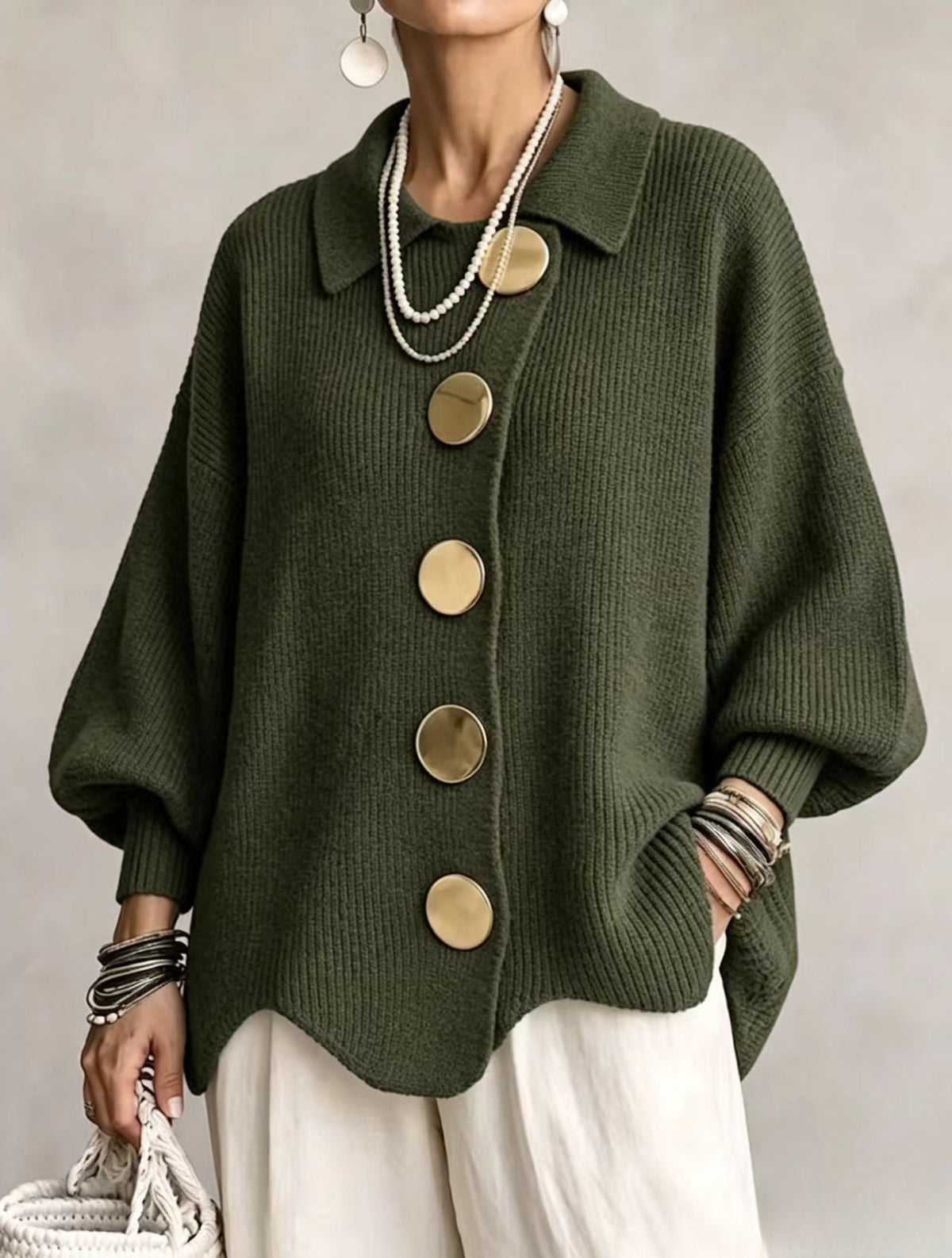 Isadora | Cardigan Oversize con Cuello y Botones Metálicos