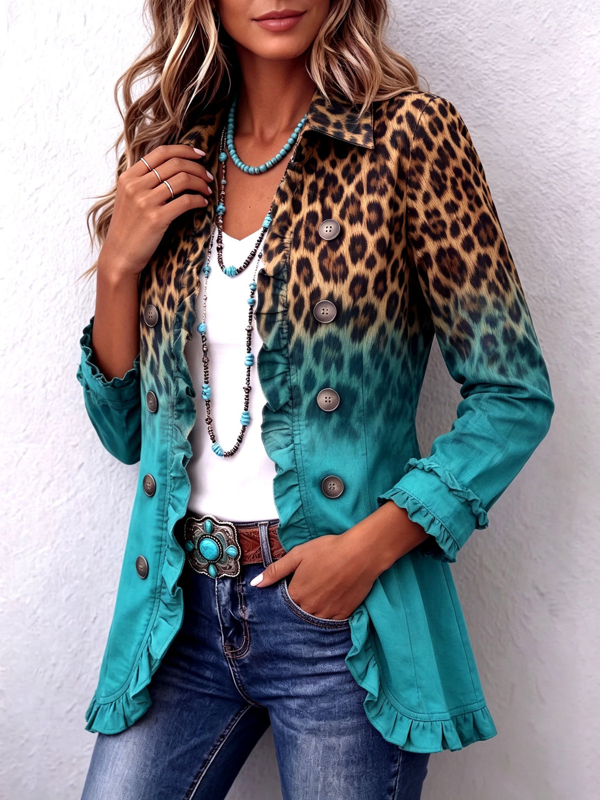 Regina | Blazer Animal Print Degradado con Volantes