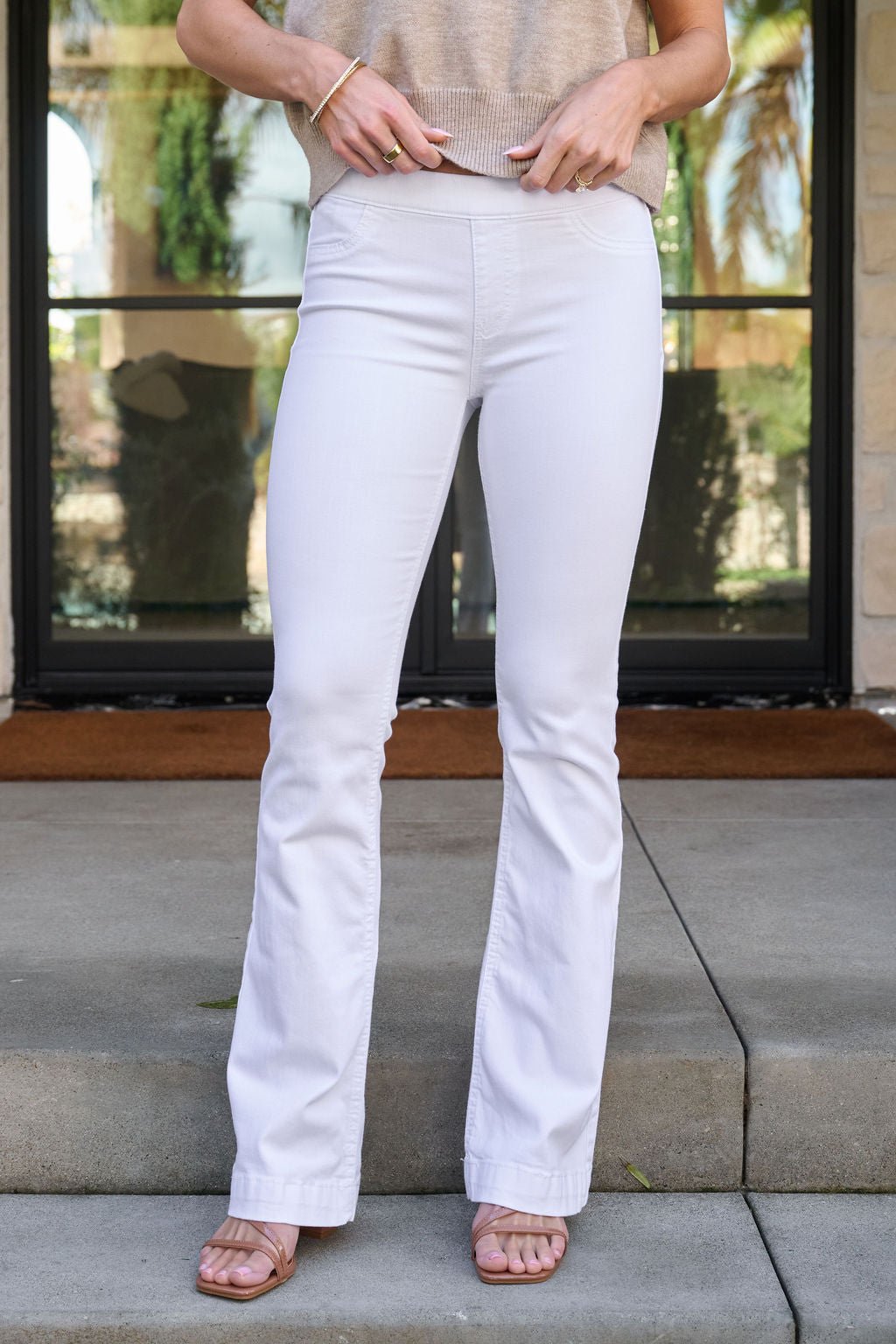 Jeggings Blancos Acampanados de Tiro Medio sin Cierre